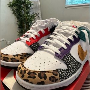 Nike Dunk Low SE womens 8.5 brand new never worn